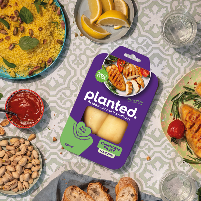 Planted launches its Chicken Filet across retail and gastronomy